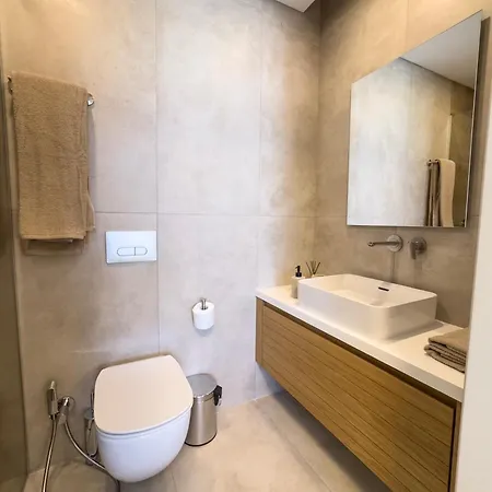 Malberry Park 204 - Modern 2bedroom With Shared Heated Pool, Sauna, Gym, Jacuzzi Daire *