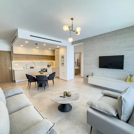 Апартаменты Malberry Park 204 - Modern 2bedroom With Shared Heated Pool, Sauna, Gym, Jacuzzi *