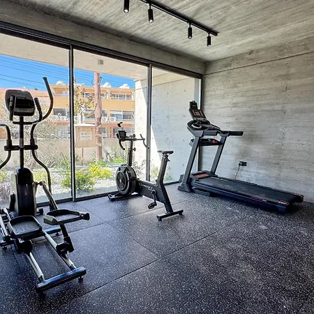 Апартаменты Malberry Park 204 - Modern 2bedroom With Shared Heated Pool, Sauna, Gym, Jacuzzi