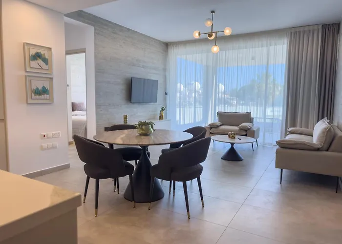 Malberry Park 204 - Modern 2bedroom With Shared Heated Pool, Sauna, Gym, Jacuzzi Apartamento