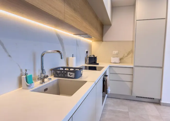 Malberry Park 204 - Modern 2bedroom With Shared Heated Pool, Sauna, Gym, Jacuzzi Apartamento