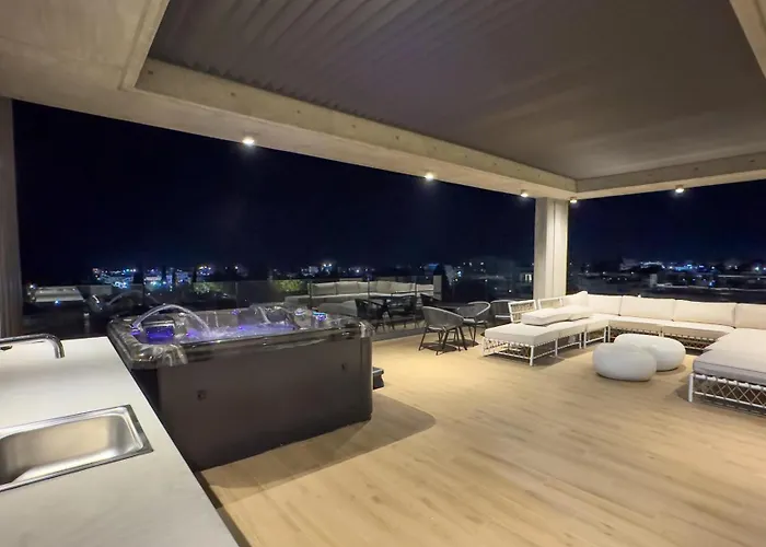 Malberry Park 204 - Modern 2bedroom With Shared Heated Pool, Sauna, Gym, Jacuzzi Apartamento Paphos