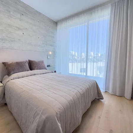 Malberry Park 204 - Modern 2bedroom With Shared Heated Pool, Sauna, Gym, Jacuzzi Paphos